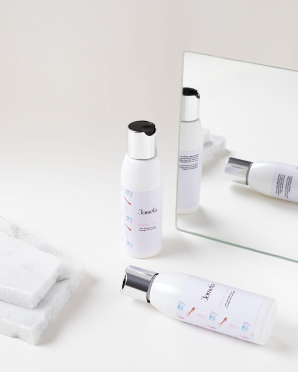 Hydrating toner