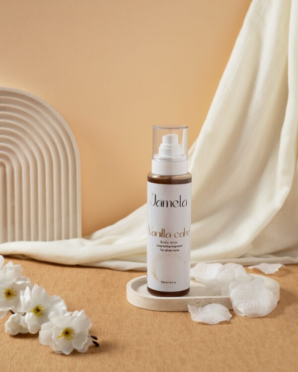 Vanilla cake body mist